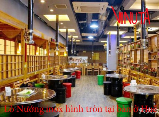 lò nướng inox hình tròn tại bàn ở huế