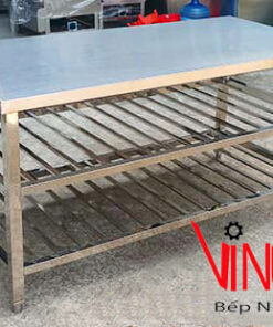 Alternative view of mua bàn inox 3 tầng chuyên dùng cho bếp nhà hàng, bếp khu công nghiệp