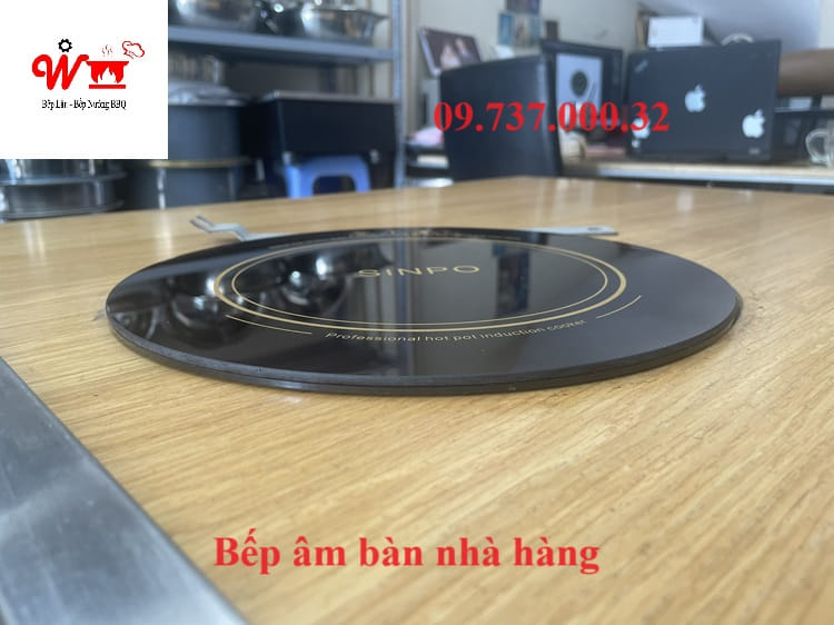 bếp âm bàn nhà hàng