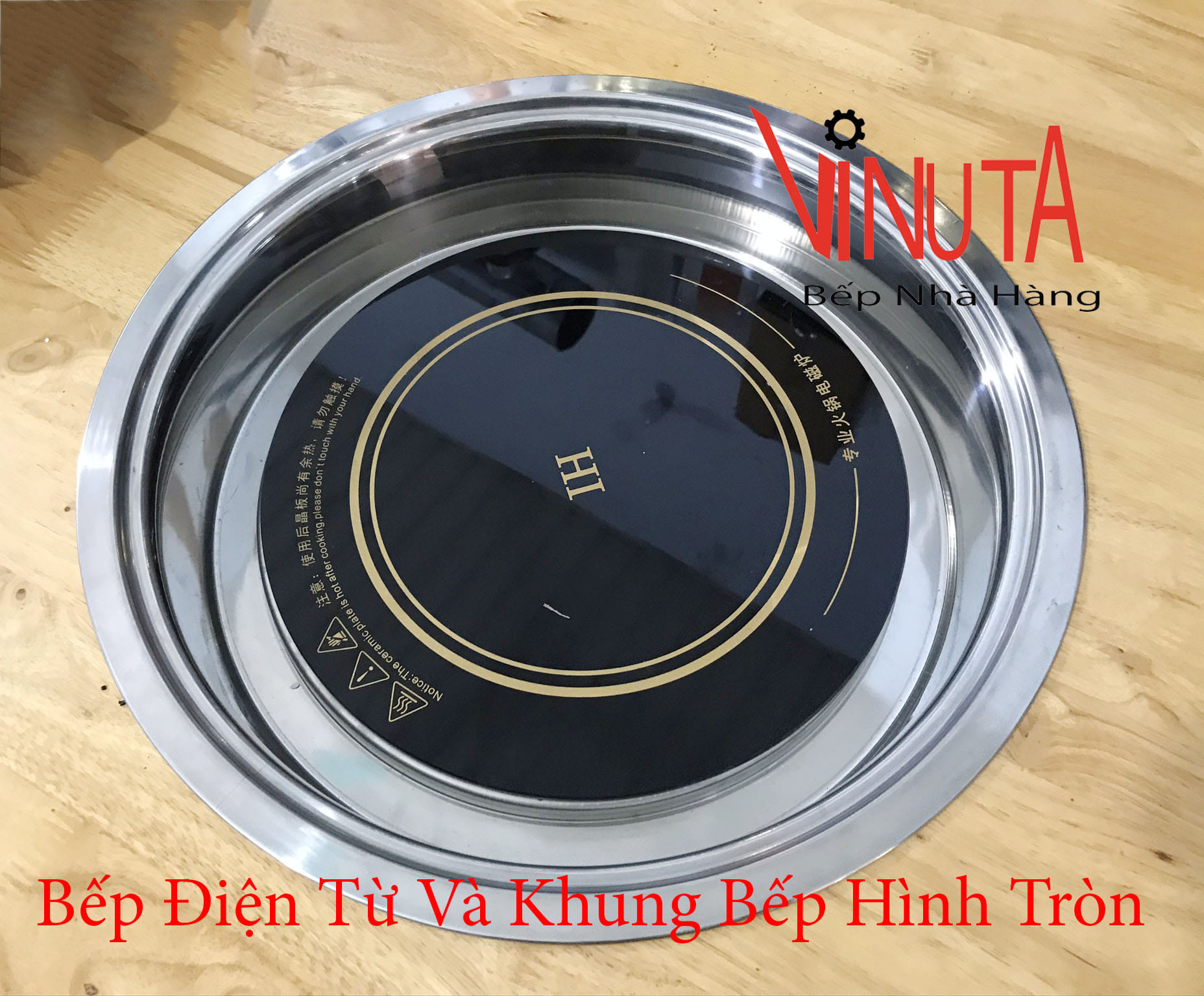 bếp điện từ và khung bếp hình tròn