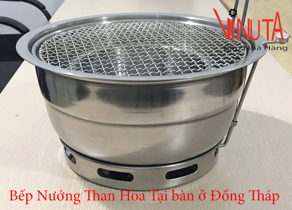 bếp nướng than hoa tại bàn ở đồng tháp