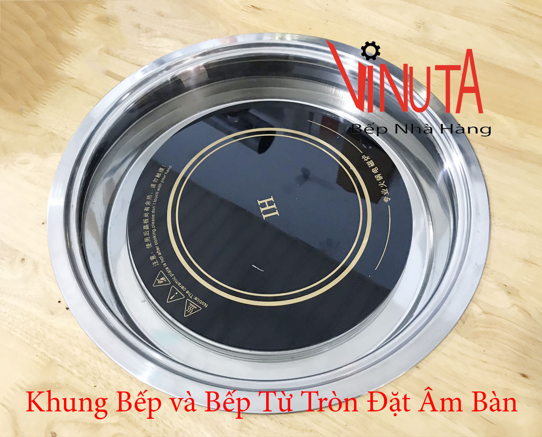khung bếp và bếp từ tròn đặt âm bàn