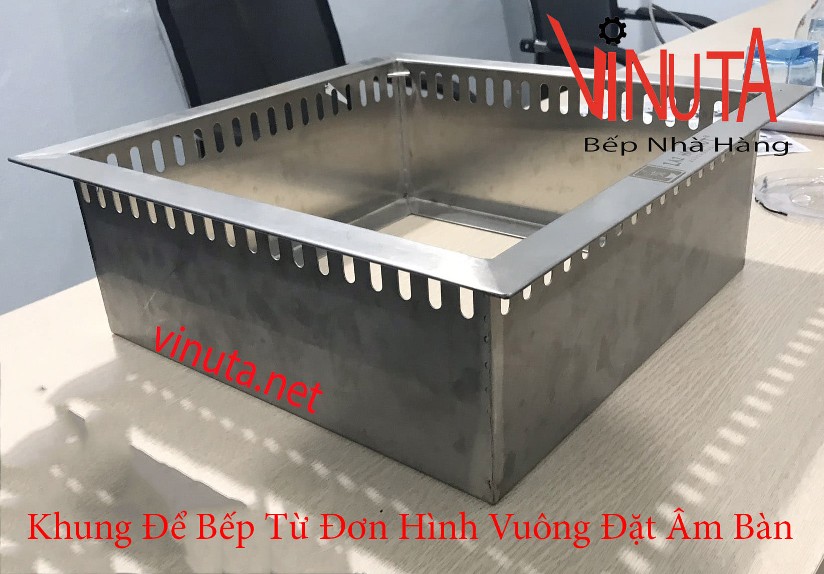 khung đặt bếp từ đơn hình vuông đặt âm bàn