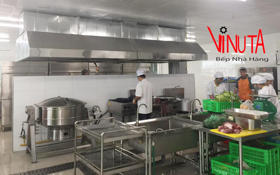 máy hút khói bếp nhà hàng