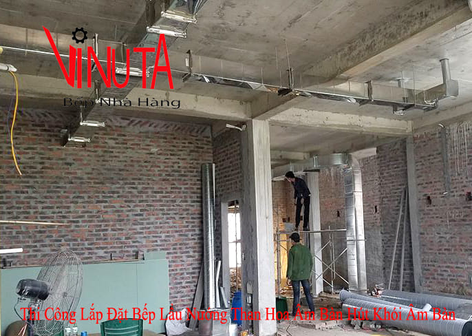 thi công lắp đặt bếp lẩu nướng than hoa âm bàn hút khói âm bàn
